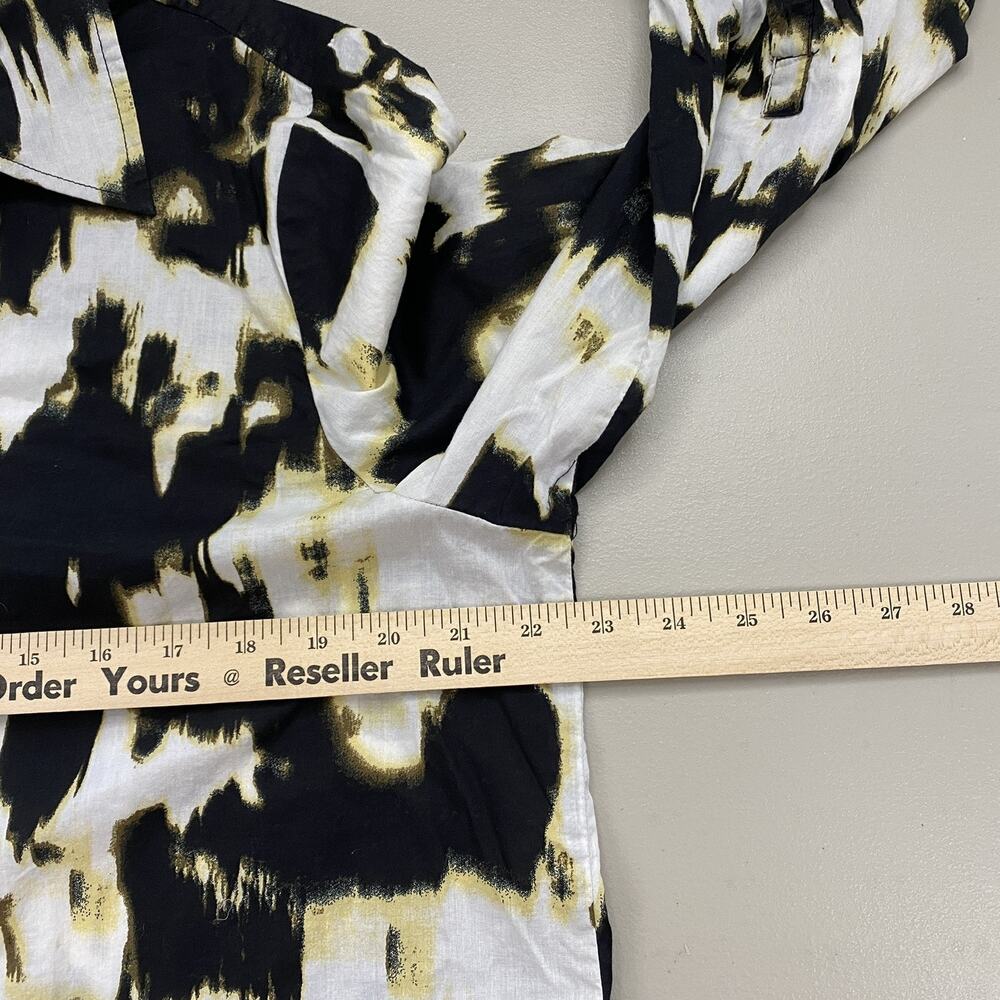 Chicos Top Size 3 Black Abstract Print Button Up Lightweight Neutral Artsy XL 1X - Picture 9 of 14
